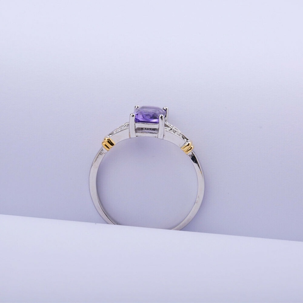 Beautiful 925 Silver Emerald Cut Amethyst Ring New - Picture 3 of 6